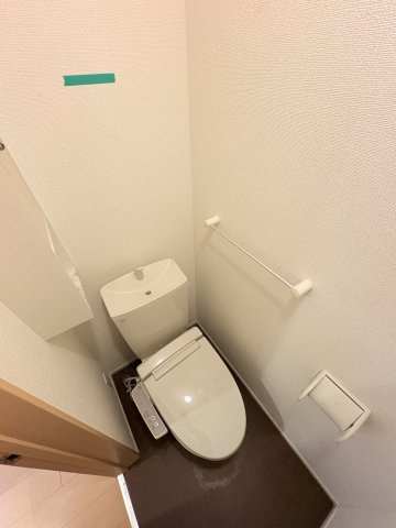 シエルノクターンⅠのトイレ|写真は同建物の別部屋を参考に掲載しております。