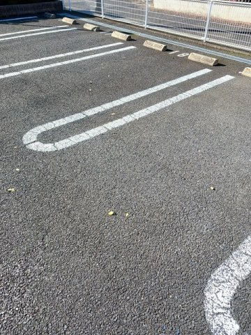 スウィートⅡの駐車場