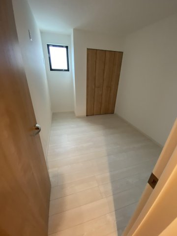 福岡市博多区諸岡３丁目のアパートのバルコニー