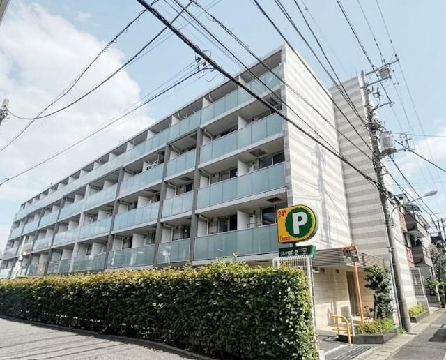 AZEST浦安の外観