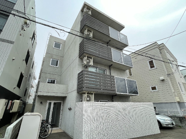Ｅ-Ｔｏｗｎ平岸