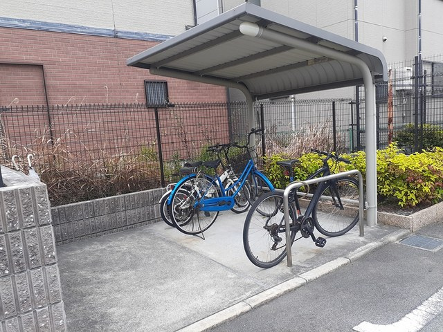 【その他共用部分】 | パークサイド東新町A | 駐輪場