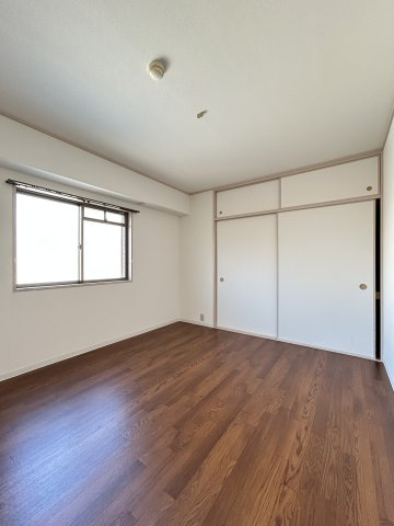大阪市浪速区桜川２丁目の賃貸マンションの居間・リビング