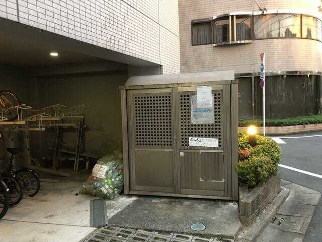 サリエラのその他