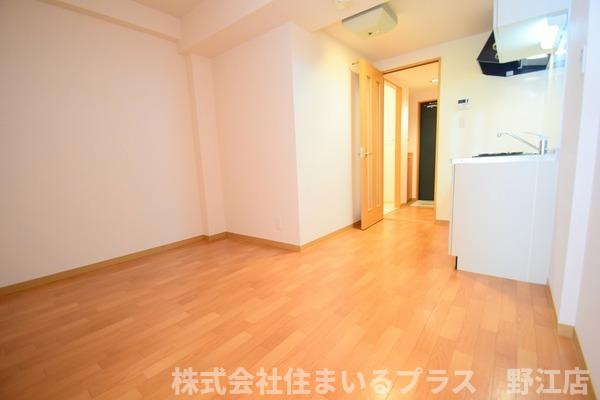 メゾンバイタルＡ棟の居間・リビング
