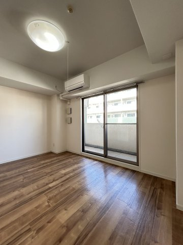 コーポYAHATAナンバ元町の寝室