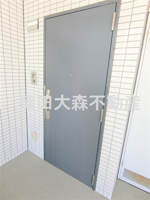 NJプレイスの玄関