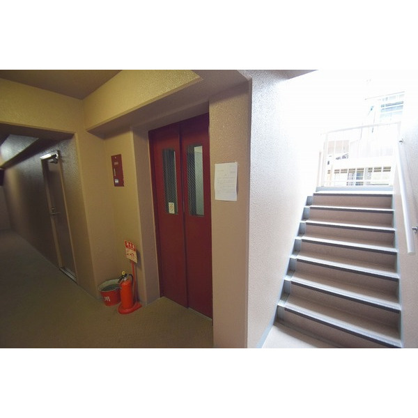 大橋マンション二番館のロビー