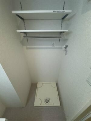 石見ビルの設備|洗濯機置場