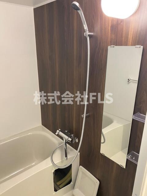 新宿区富久町の賃貸マンションの浴室