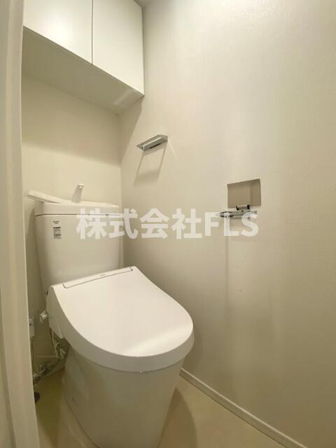 新宿区富久町の賃貸マンションのトイレ