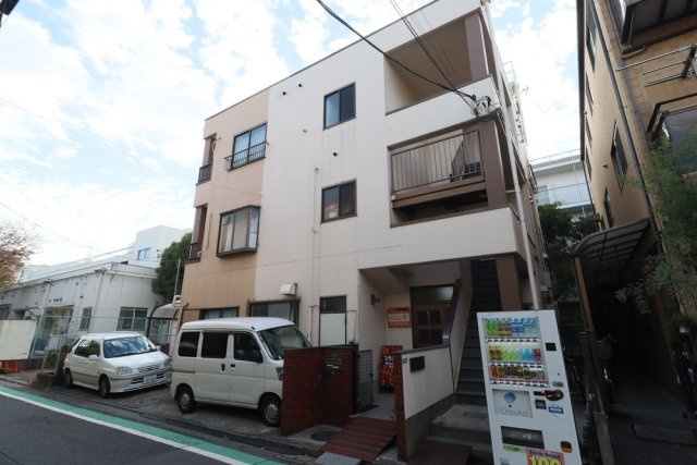 メゾン半谷の外観|外観は落ち着いています