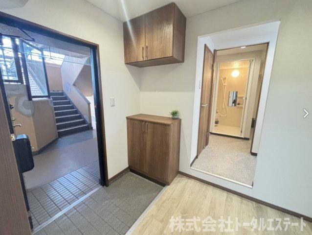 サンシティーニュー東駅の玄関