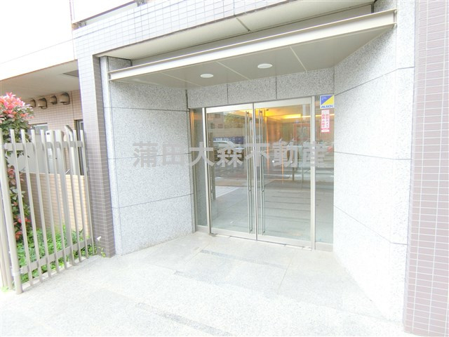 スカイコート池上壱番館のエントランス