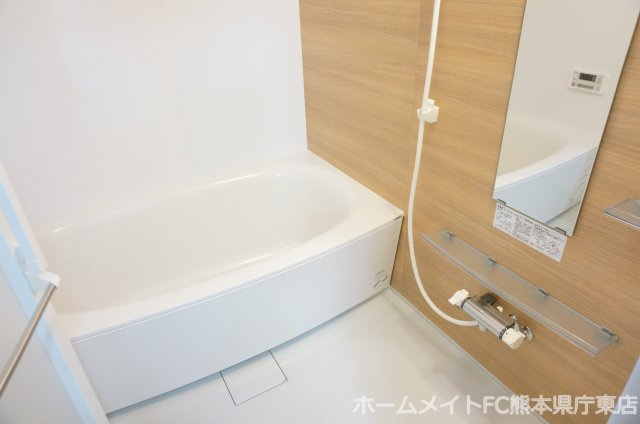 熊本市中央区新大江３丁目の賃貸マンションの浴室