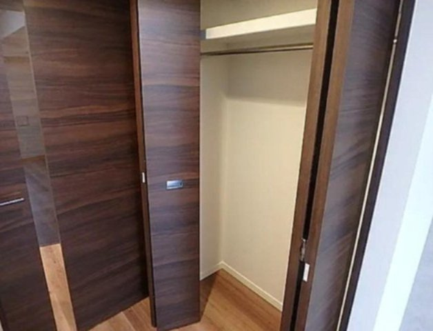 レアライズ巣鴨の収納