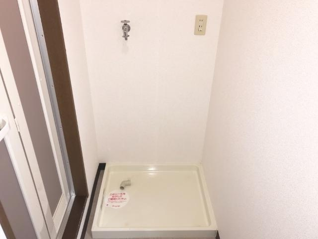 アメニティーコーポＭのその他|洗濯機置場（イメージ）