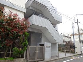 ヒルハウスの外観