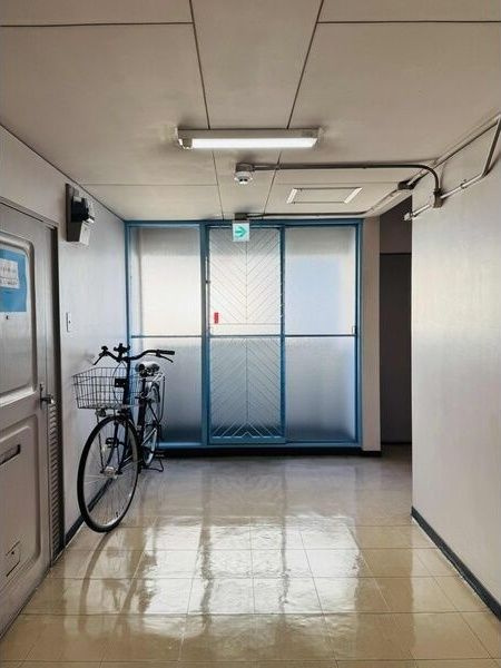 花車ビル中館