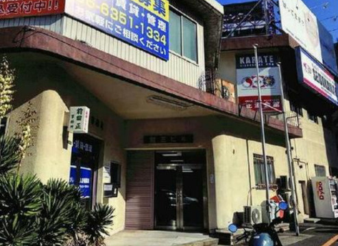 大阪市北区錦町の店舗事務所