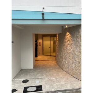 ラジエーションコートのエントランス