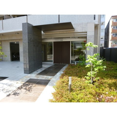 ｃｏｍｆｏｒｅｓｐａ新大阪のエントランス