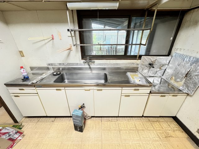 京都郡苅田町　中古一戸建てのキッチン