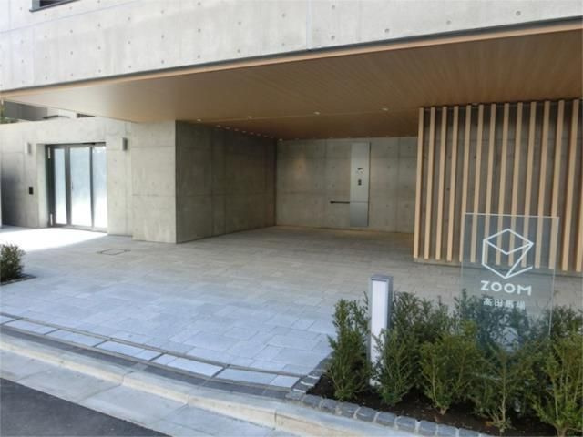新宿区下落合１丁目の賃貸マンションのエントランス