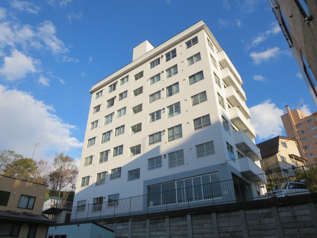 日商岩井幣舞マンションの外観