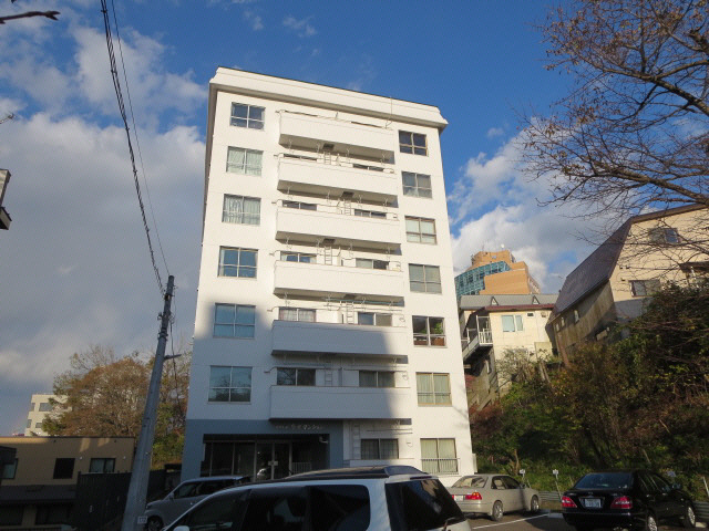 日商岩井幣舞マンションの外観
