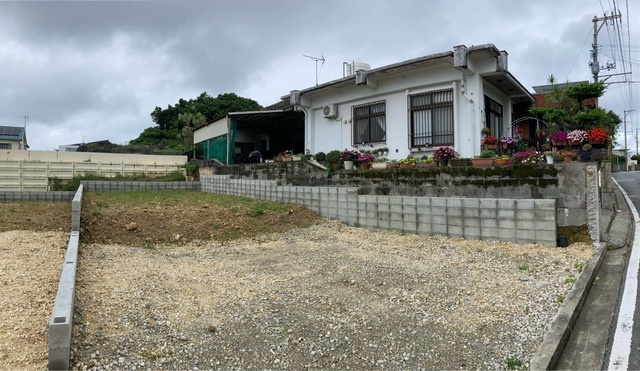 リーブルガーデン読谷村瀬名波・１号棟のその他|前面道路含む現地写真（2026年9月完成）