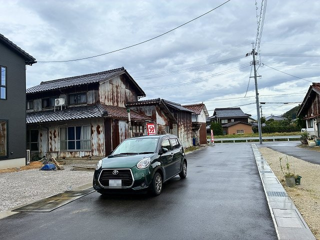 【No.7723】湖山町南/4LDK/湖山駅徒歩10分♪の前面道路含む現地写真