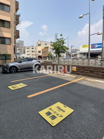 アーバインコートの駐車場