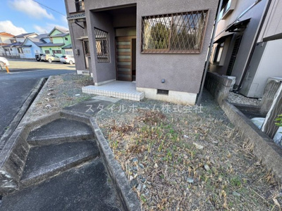 【庭】 | 西高師町戸建