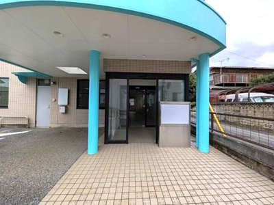 【エントランス】 | 鹿渡店舗