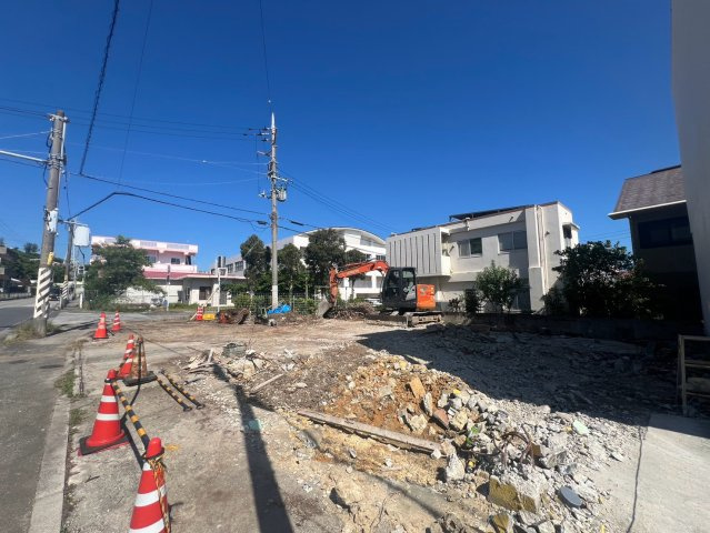 沖縄市桃原３丁目の周辺