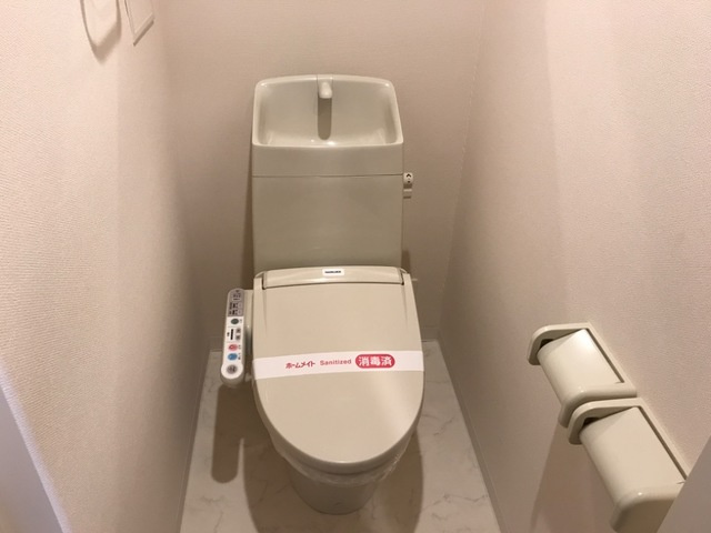 カーサ エリザベスのトイレ|シャワー付トイレ