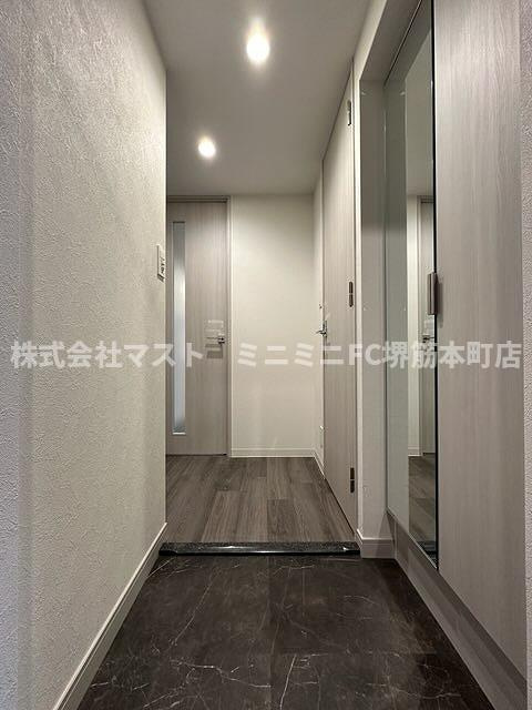 プレサンス堺筋本町エグゼブランの玄関