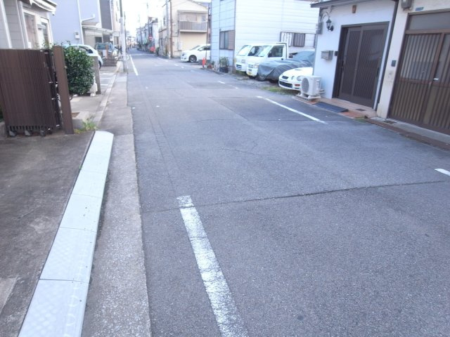 尼崎市大庄西町２丁目の倉庫