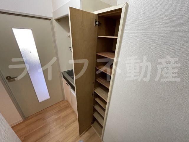 ゴッドフィールド布施の収納|小物を収納するのに便利です
