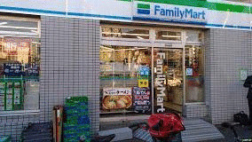 ラグジュアリーアパートメント三ノ輪のその他