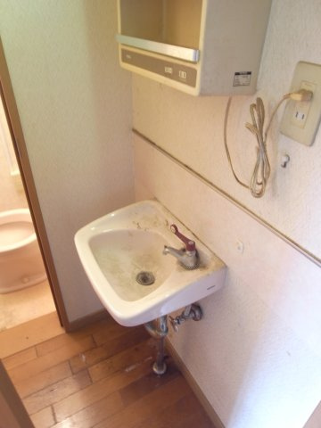 伊丹市北本町２丁目の店舗事務所