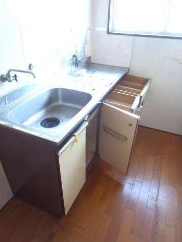 伊丹市北本町２丁目の店舗事務所