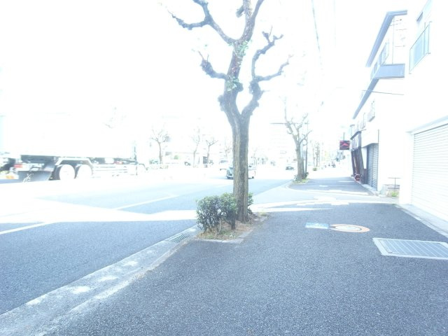 伊丹市北本町２丁目の倉庫