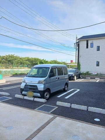 カーサ　リコリスの駐車場