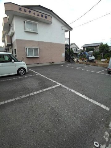 【駐車場】 | エルディム・常盤 | 駐車スペースもあります