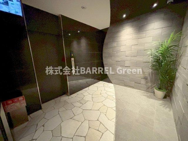 CEREJERA江坂のロビー