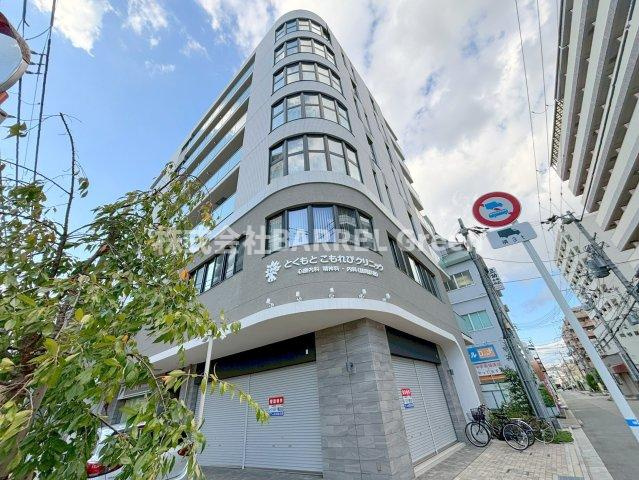 CEREJERA江坂の外観