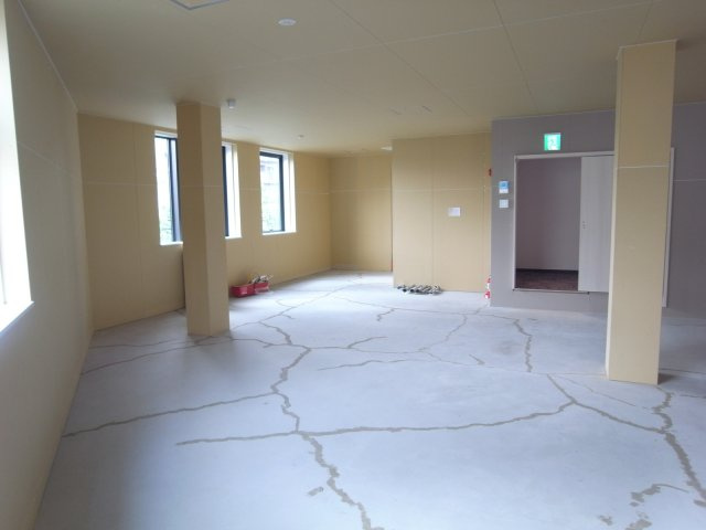 吹田市千里山竹園１丁目の店舗一部