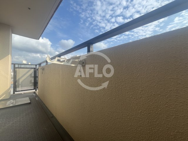 新大阪ファミール西館のバルコニー|バルコニー